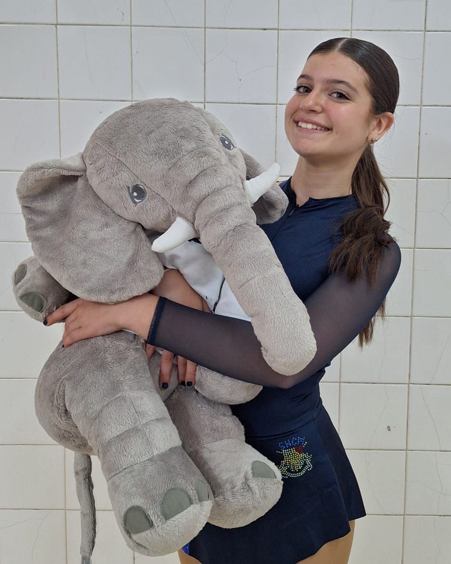 A nossa Leonor Pinto alcançou hoje o nível 1 de solo dance!
Muitos parabéns! 👏🏻👏🏻👏🏻
#stuarthcmassama #patinagemartística #patinagemportugal