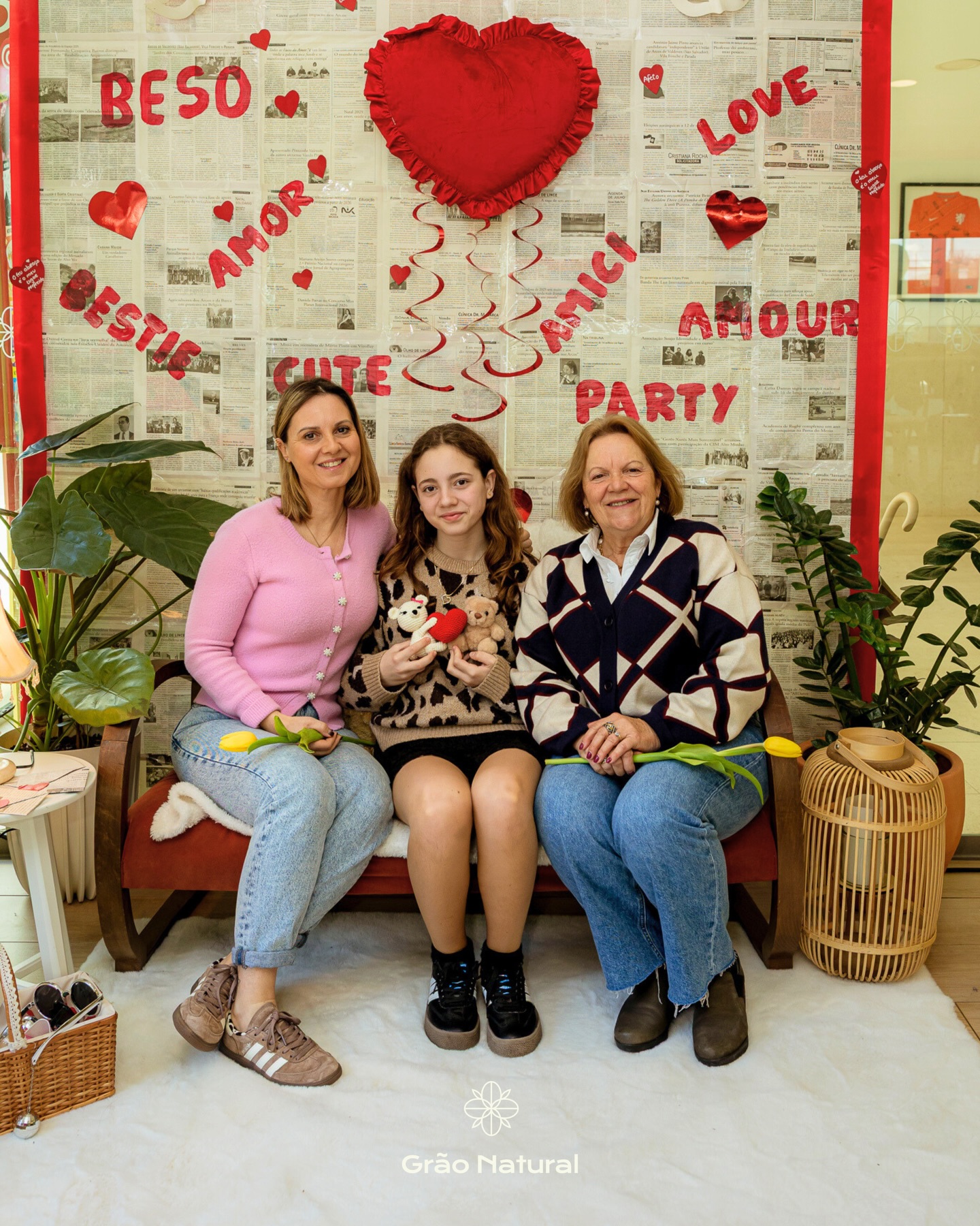 O Valentine’s Party passou… mas as memórias ficaram. 🥹📸❤️
As fotos já estão disponíveis: espreita no link da bio e revive os momentos connosco. 👀❣️
#GrãoNatural #AlimentaOTeuDia #ArcosDeValdevez #ValentinesParty
