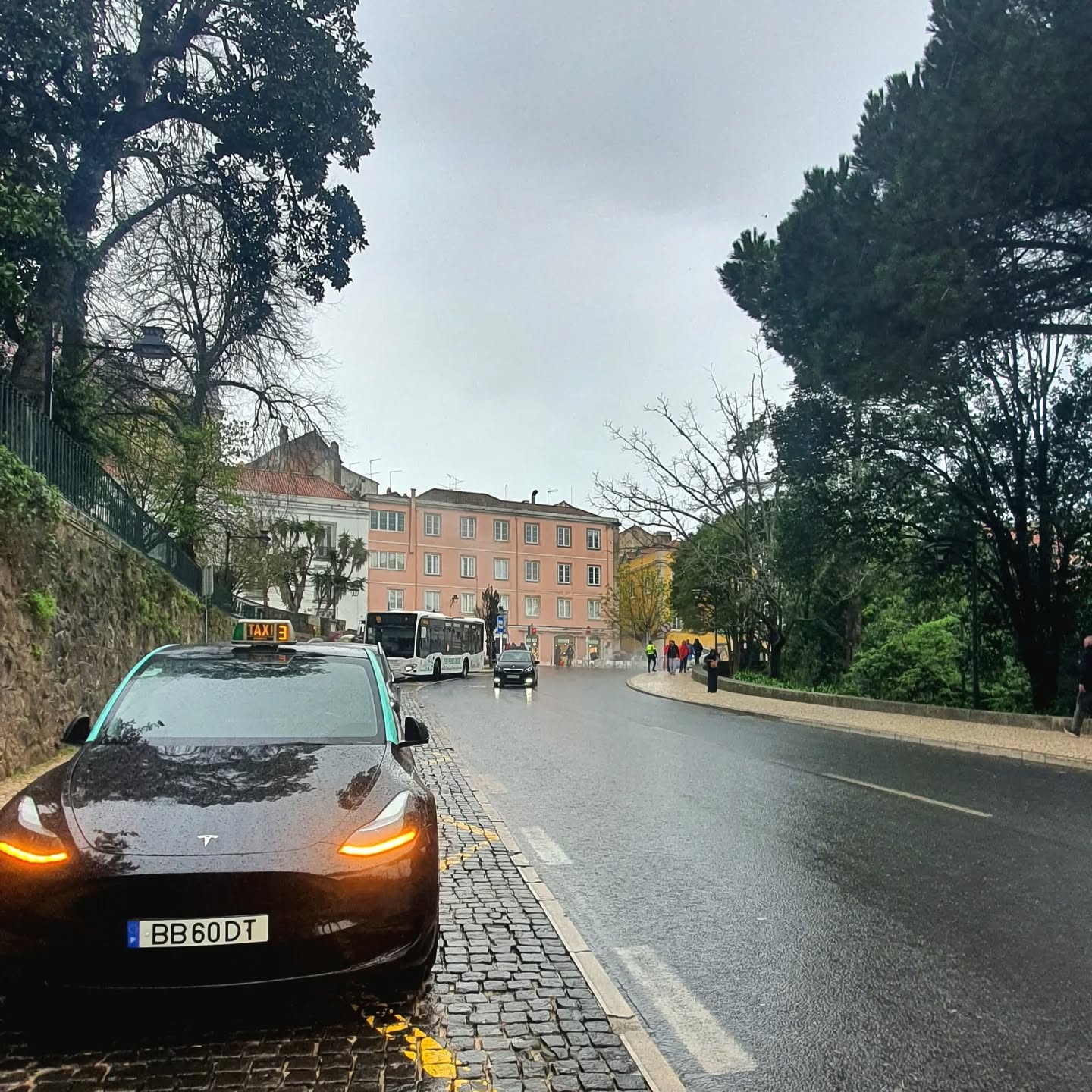 Transfer Porto >>> Sintra
Best service at the best price. Book now!
Dream, We make it happen!
WhatsApp: +351 910 971 047
Info@portotransfers.com
portotransfers.com
#visitporto #travelsafe #visitportoandnorth #storytalestours #dourovalley