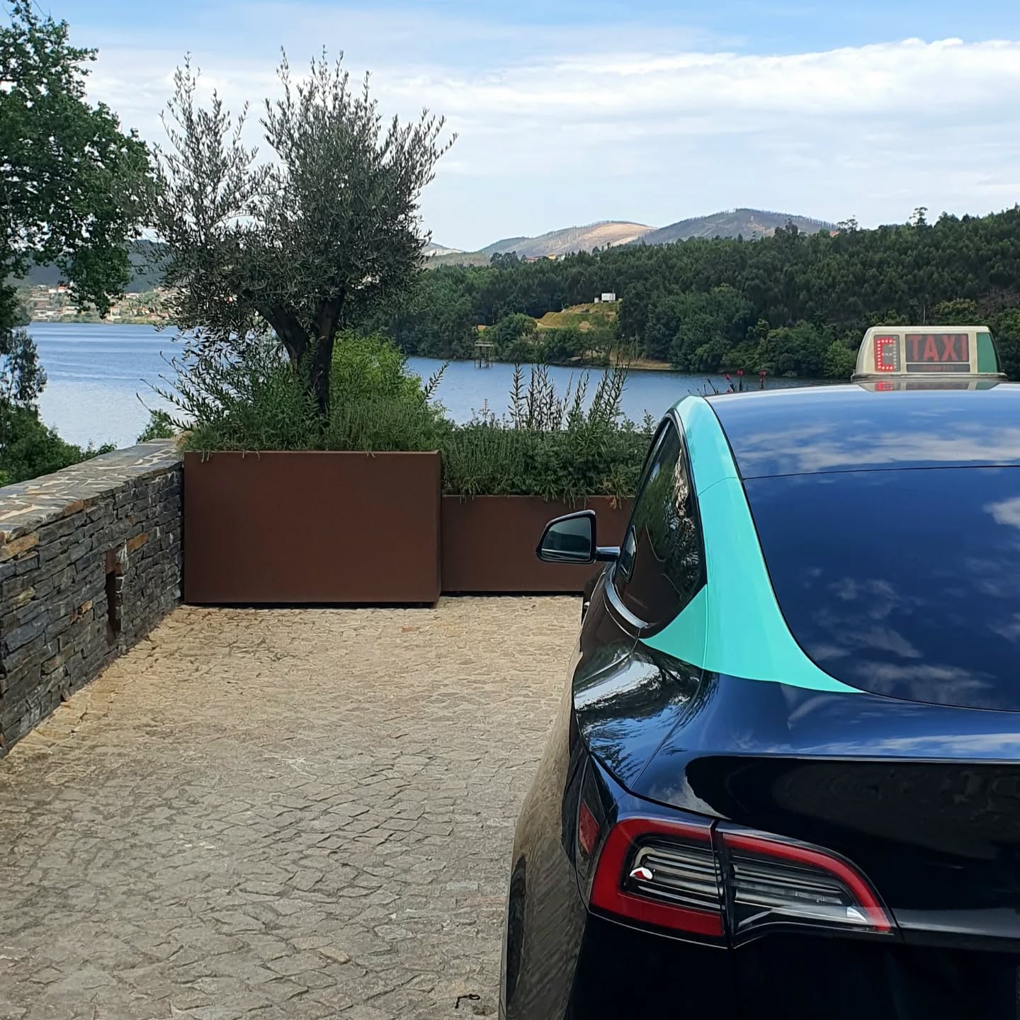 Transfer Porto >> Hotel Octant Douro
Private tours| Airport transfers | Executive transfers
Best service at the best price. Book now!
Dream, We make it happen!
WhatsApp: +351 910 971 047
Info@portotransfers.com
portotransfers.com
#visitporto #travelsafe #visitportoandnorth #storytalestours #dourovalley